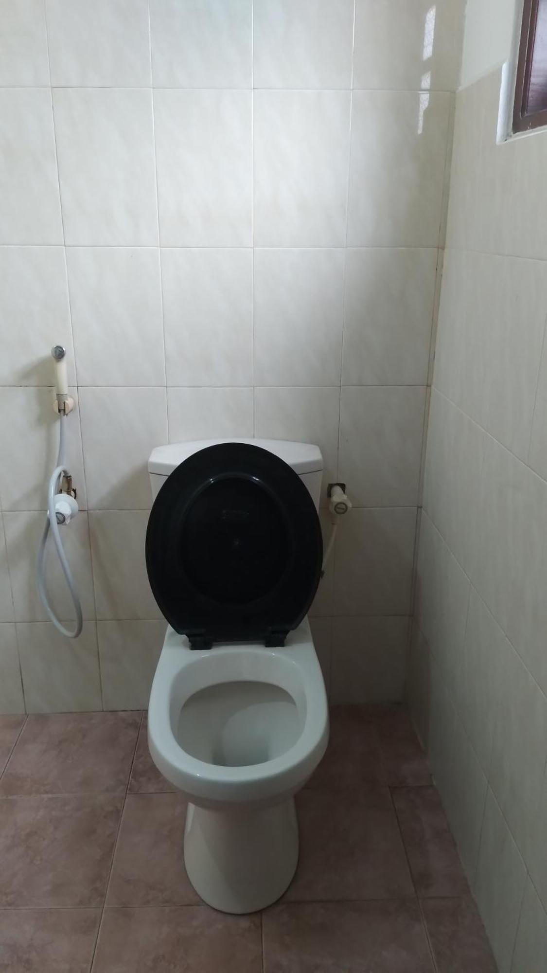 Ch Rooms - Transit Airport 尼甘布 外观 照片