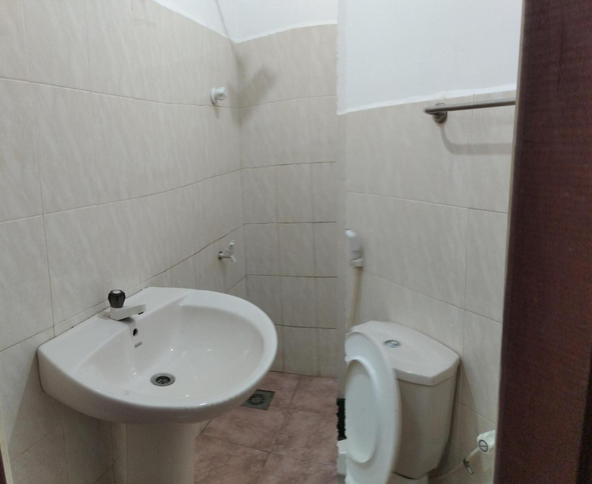 Ch Rooms - Transit Airport 尼甘布 外观 照片